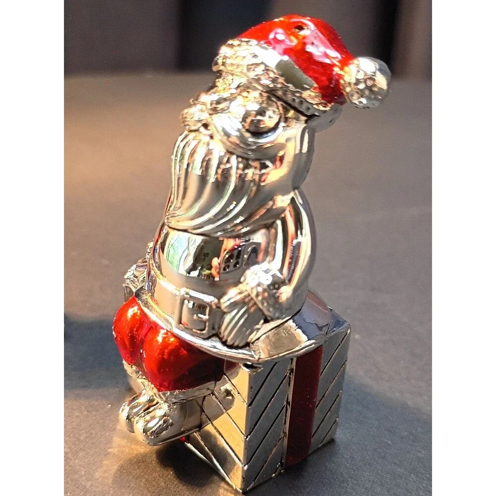 Brilliant Silver Plated Bright Red Salt & Pepper Shakers, Mr &Mrs Clause, New